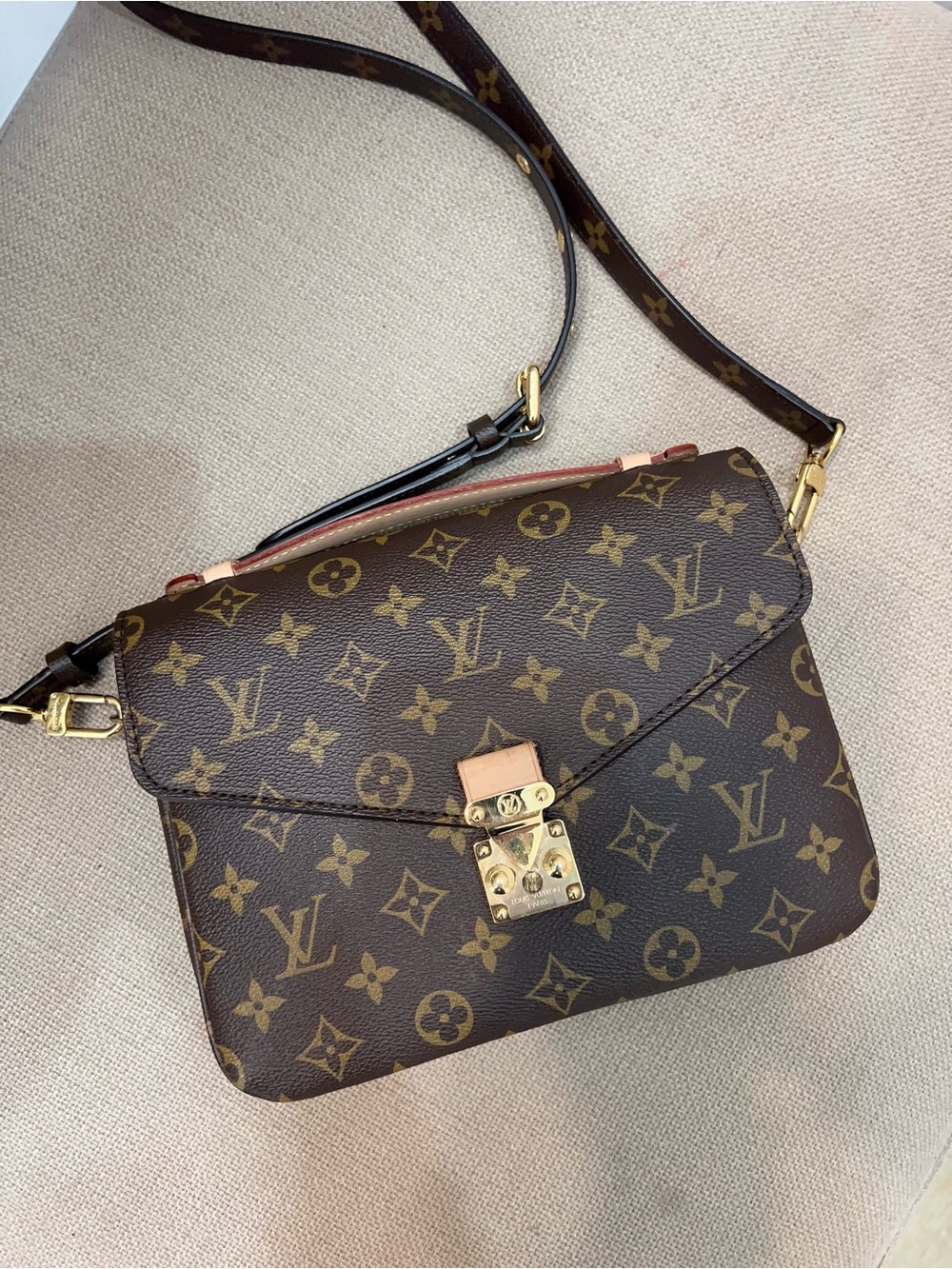 Louis Vuitton Brown Monogram Pochette Metis